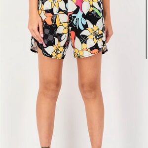 Adidas - Rich Minisi Love Unites Woven Shorts, Gender neutral, Medium